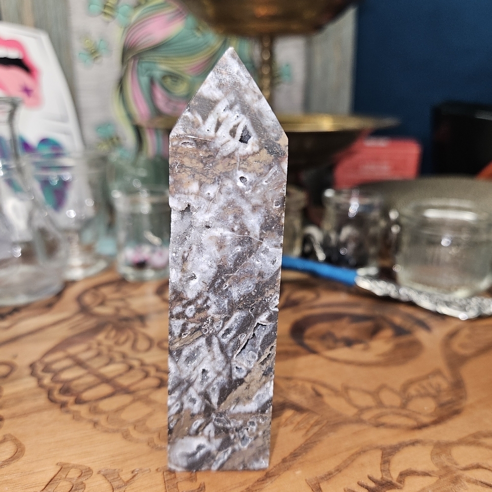 Quartz Sphalerite Crystal Tower for Spiritual Decor